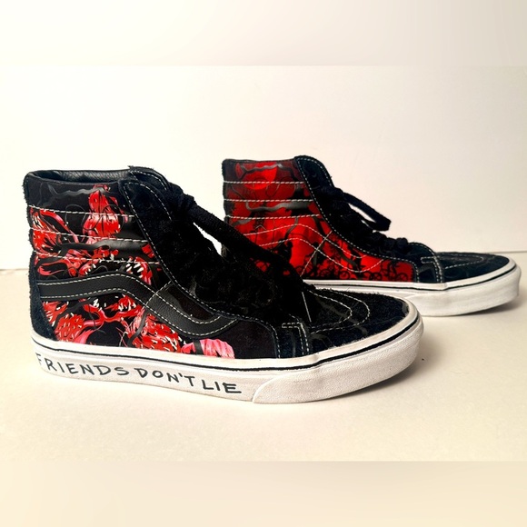 VANS Stranger Things 'Friends Don’t Lie'  Sk8-Hi Mens 7.5 /Womens 9 - Picture 1 of 9